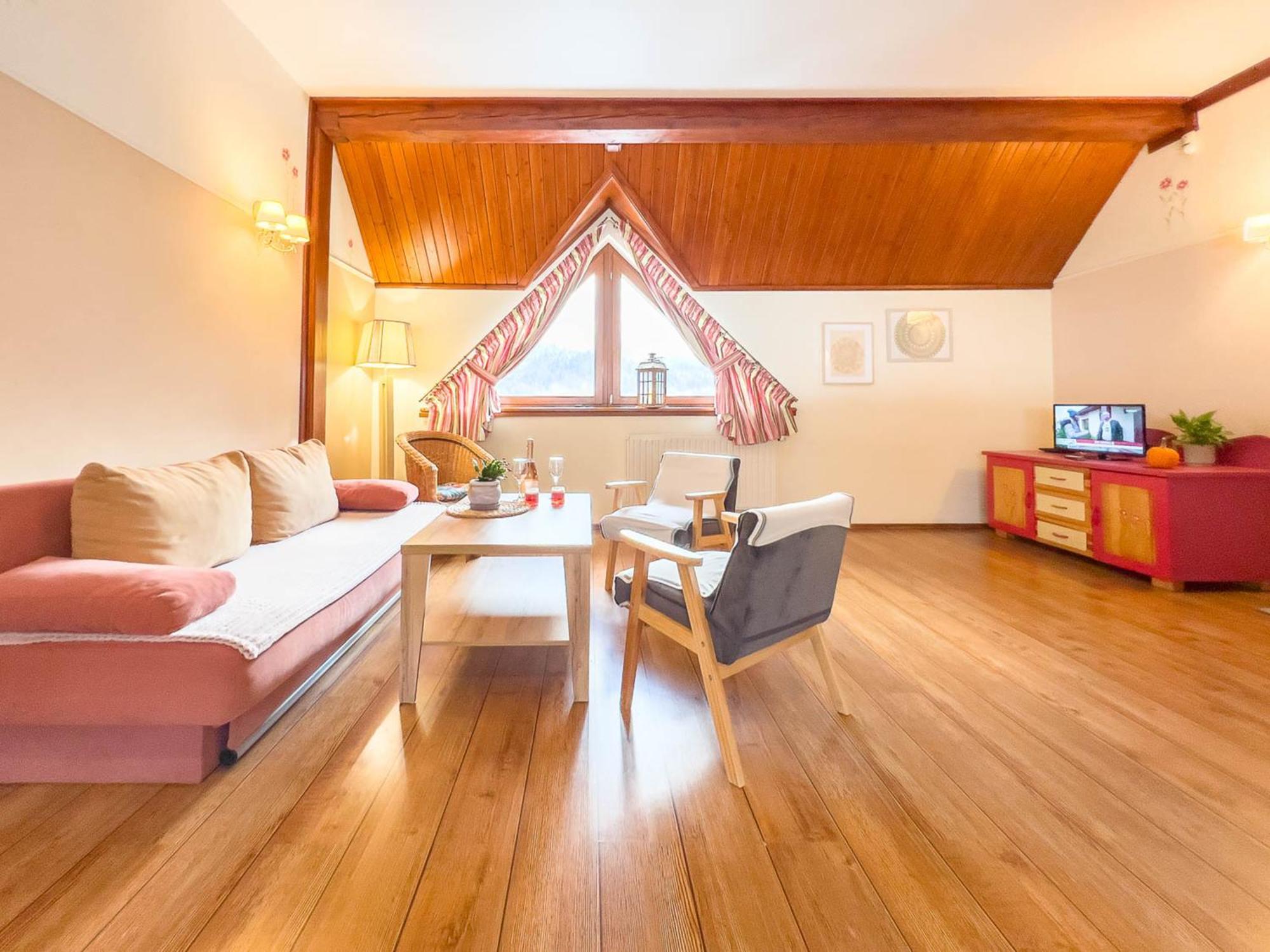 シュチルク Family Relax Widoki Bed & Breakfast エクステリア 写真
