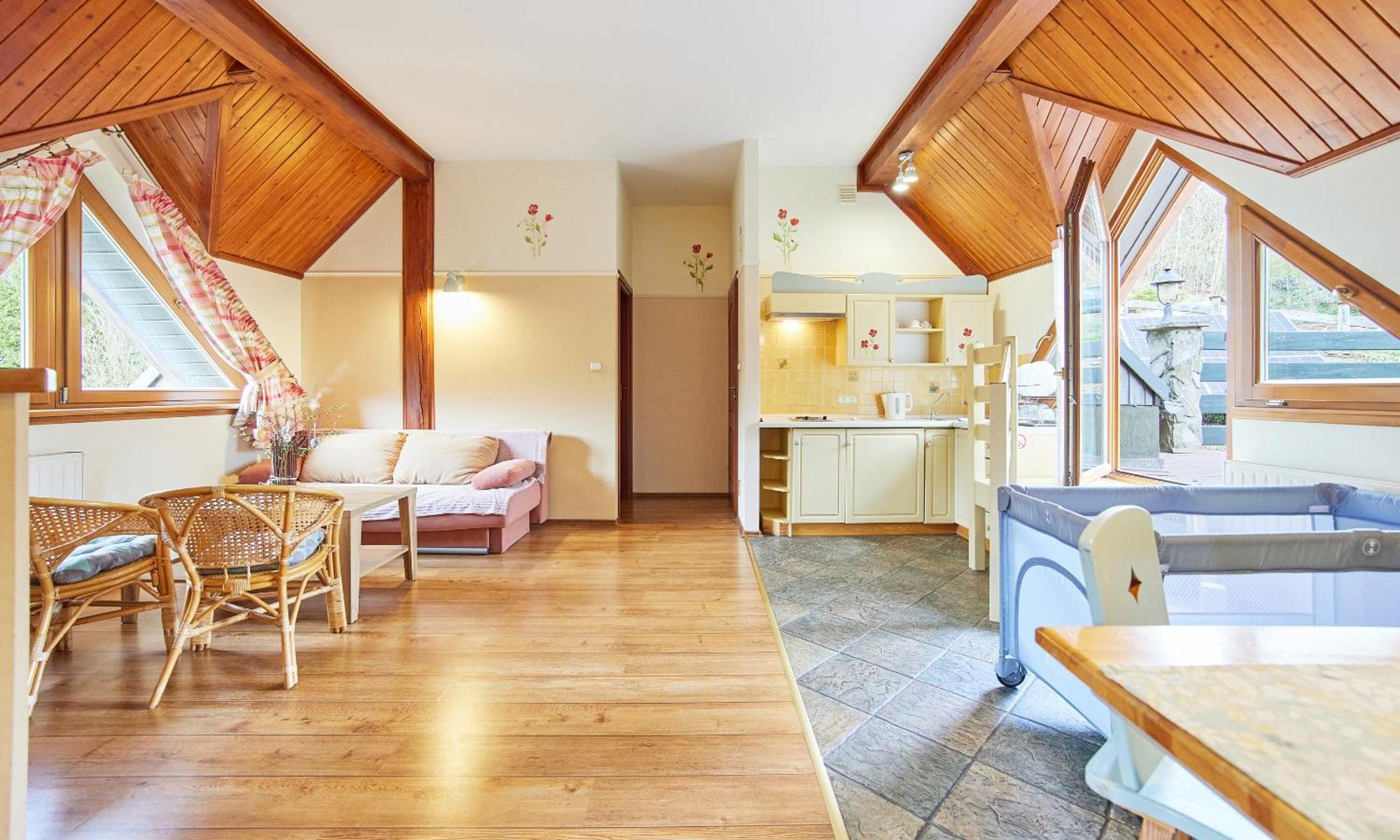 シュチルク Family Relax Widoki Bed & Breakfast エクステリア 写真
